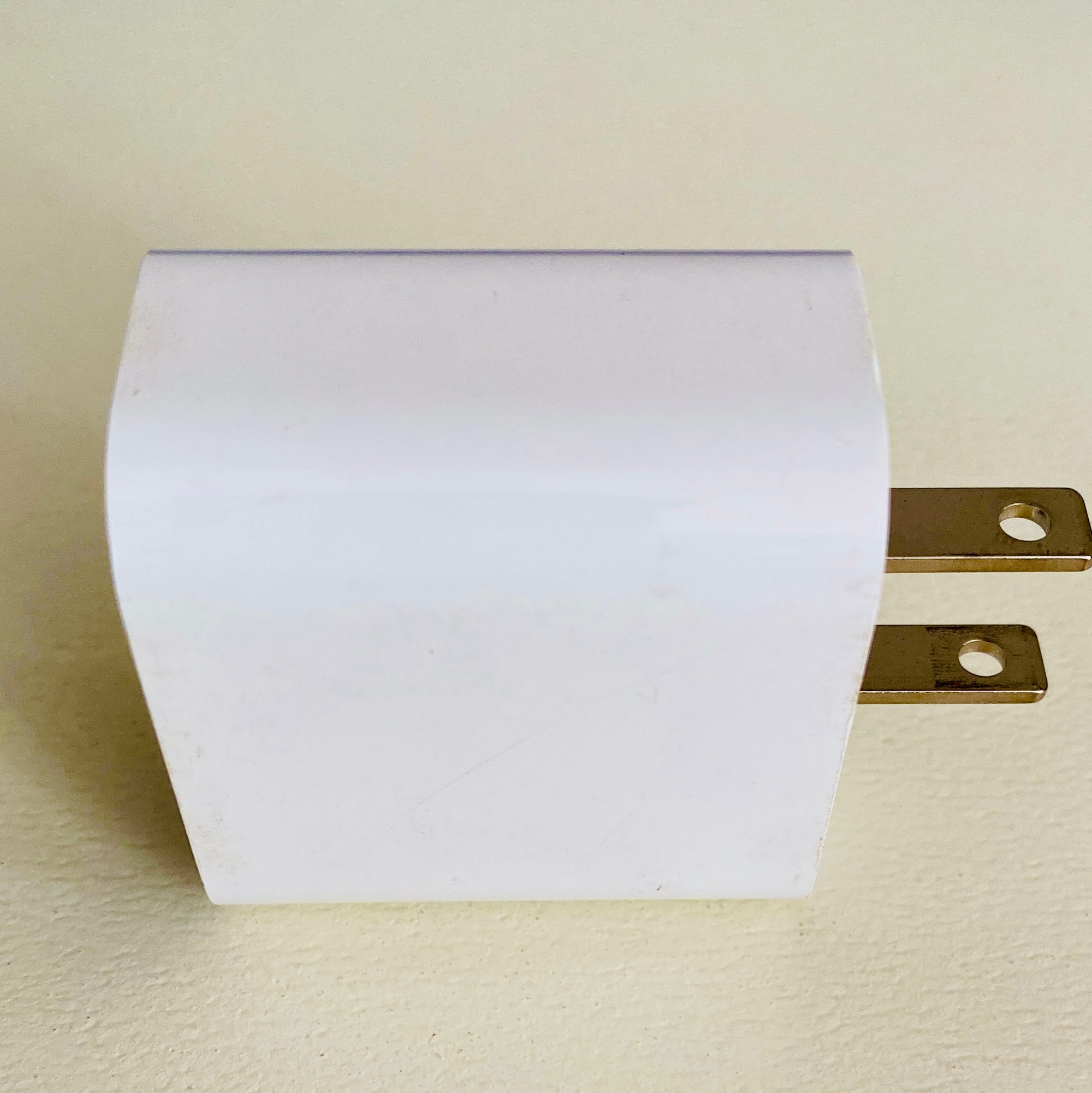 پک شارژ آیفون 20 وات + کابل لایتنینگ + هندزفری سیمی لایتنینگ آیفون